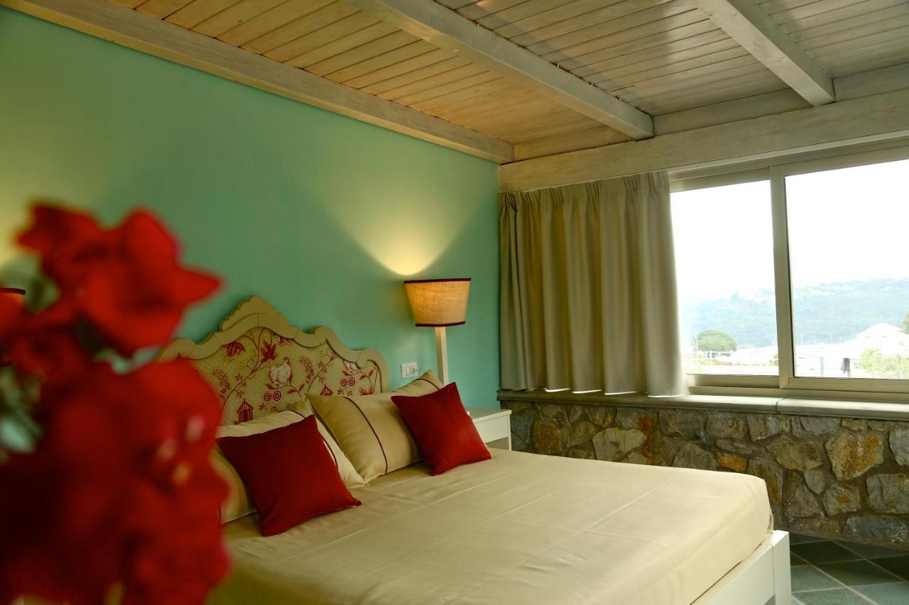 Residence Les Oliviers Porto Azzurro Eksteriør bilde