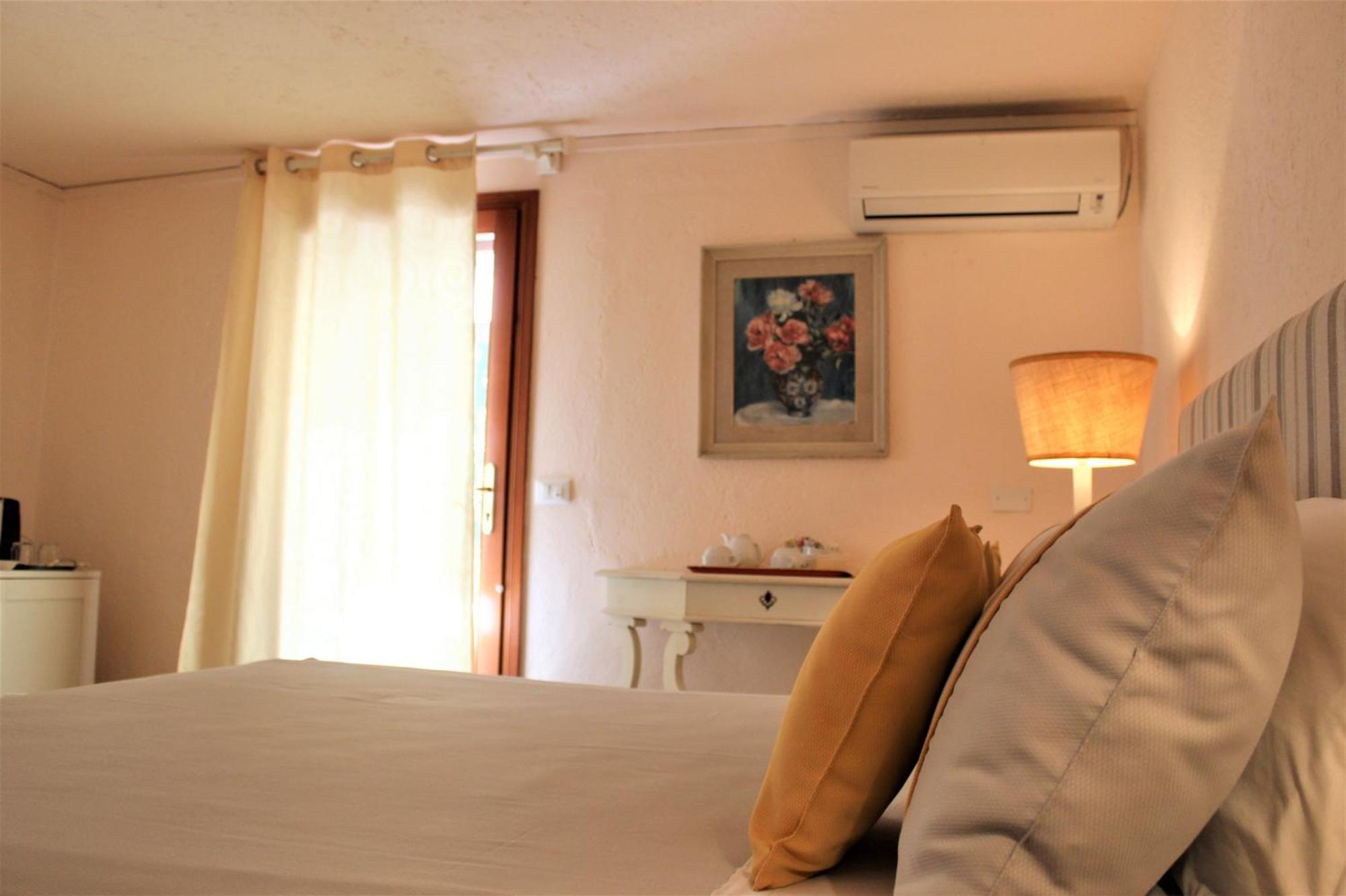 Residence Les Oliviers Porto Azzurro Eksteriør bilde